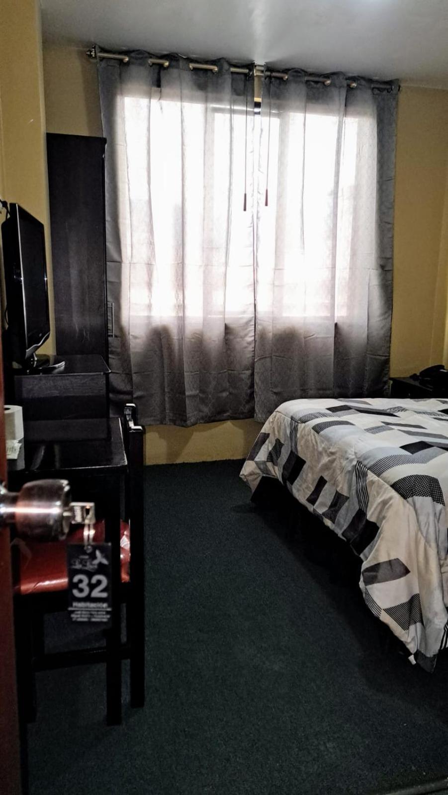 Hostal Los Lirios Loja Zewnętrze zdjęcie
