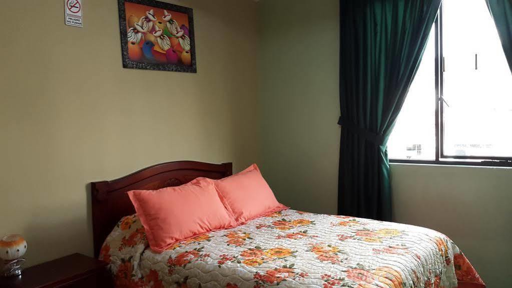 Hostal Los Lirios Loja Zewnętrze zdjęcie